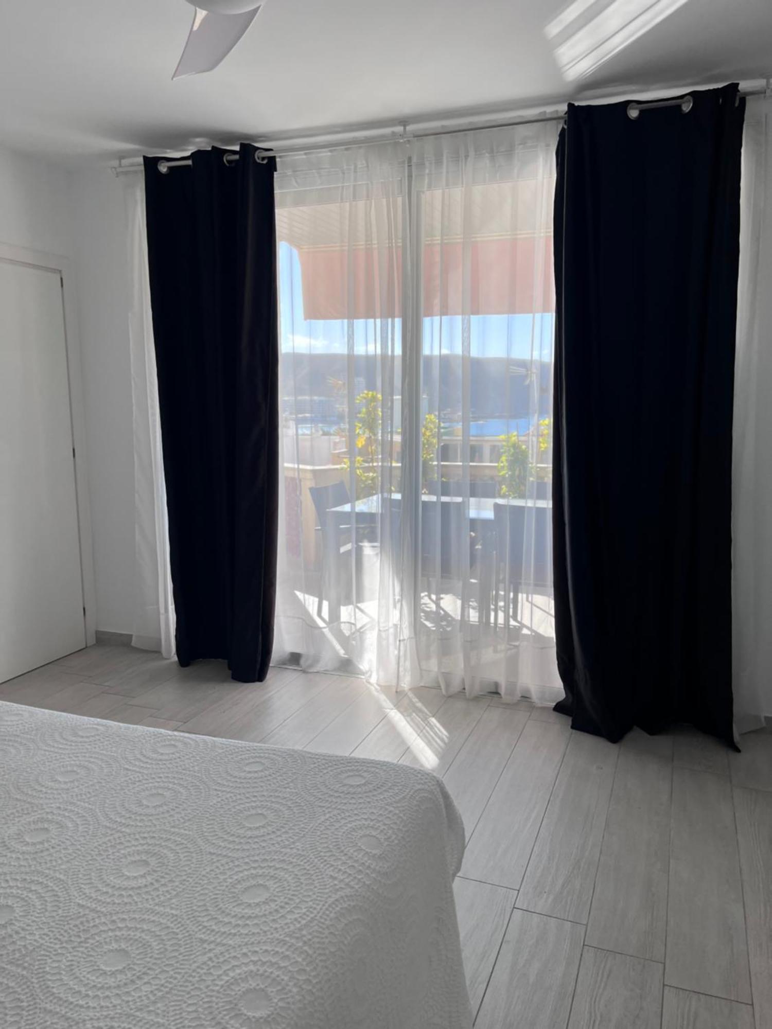 The White Heart House - Attic Sea View Appartement Los Cristianos  Buitenkant foto
